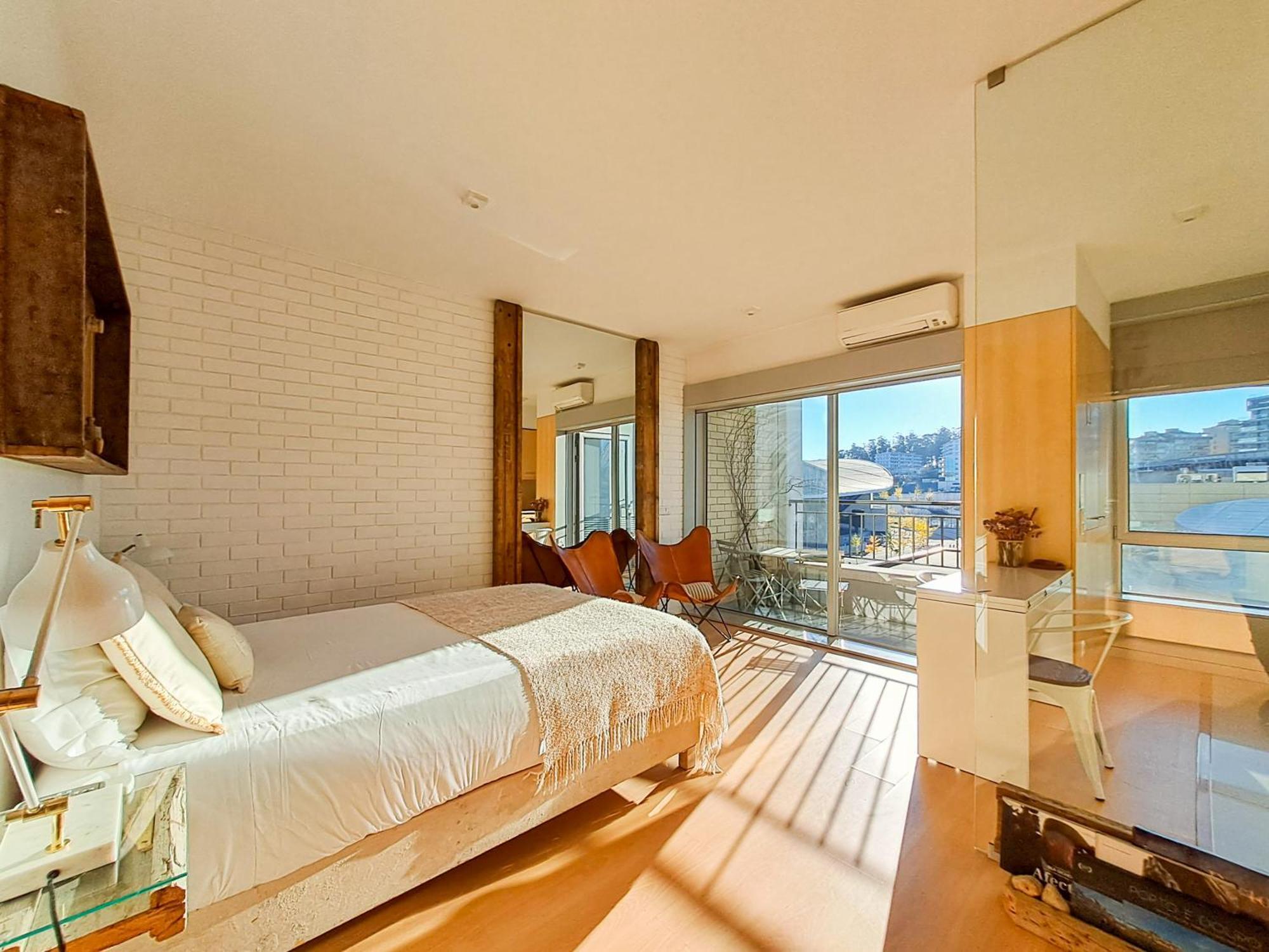 Cm Antas Studios Porto Luaran gambar
